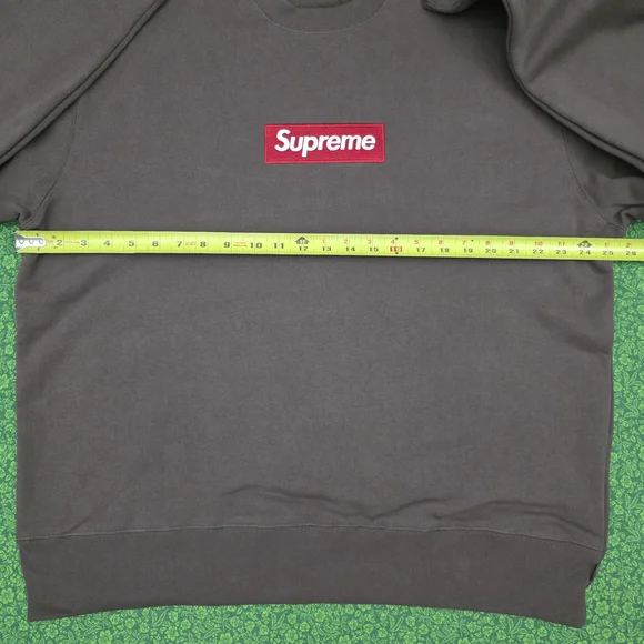 Supreme Brown Crewneck - Picture 5 of 10